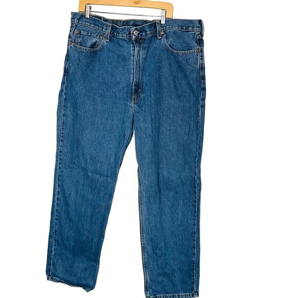 Levi’s Men's Blue Medium Wash Denim Straight Leg Jeans Size 42 Waist - Picture 1 of 12